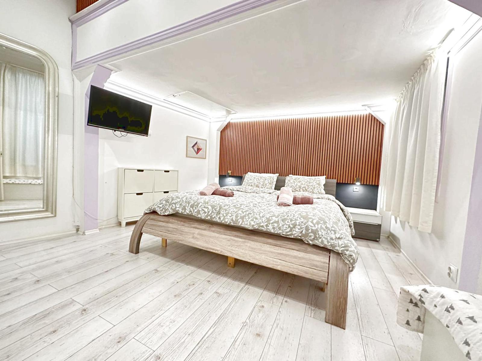 Yes, Yes! Lovely Apartment Good Amenities Budapest Center 外观 照片