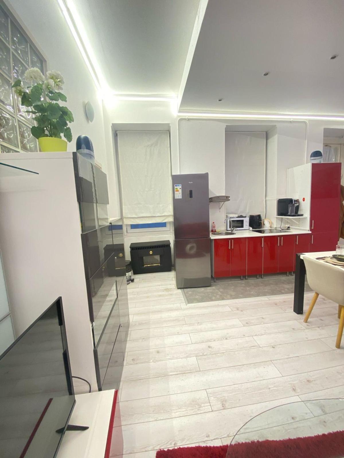 Yes, Yes! Lovely Apartment Good Amenities Budapest Center 外观 照片