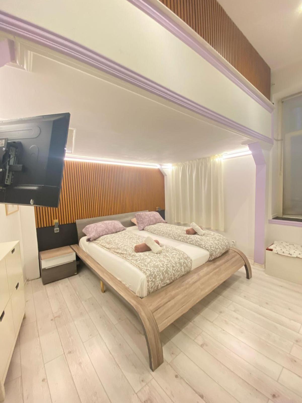 Yes, Yes! Lovely Apartment Good Amenities Budapest Center 外观 照片