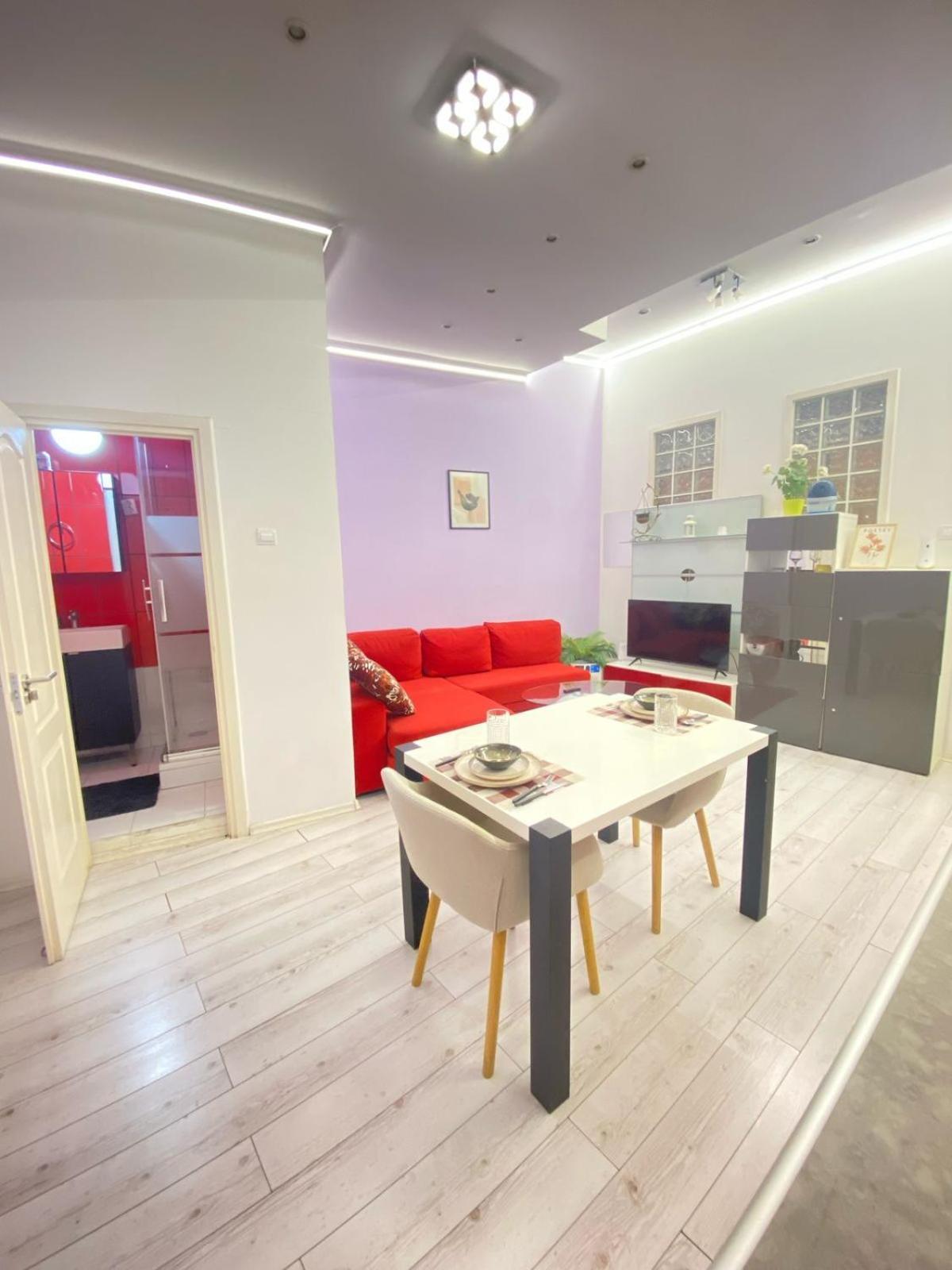 Yes, Yes! Lovely Apartment Good Amenities Budapest Center 外观 照片